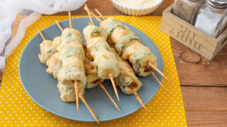 Salmon and zucchini skewers